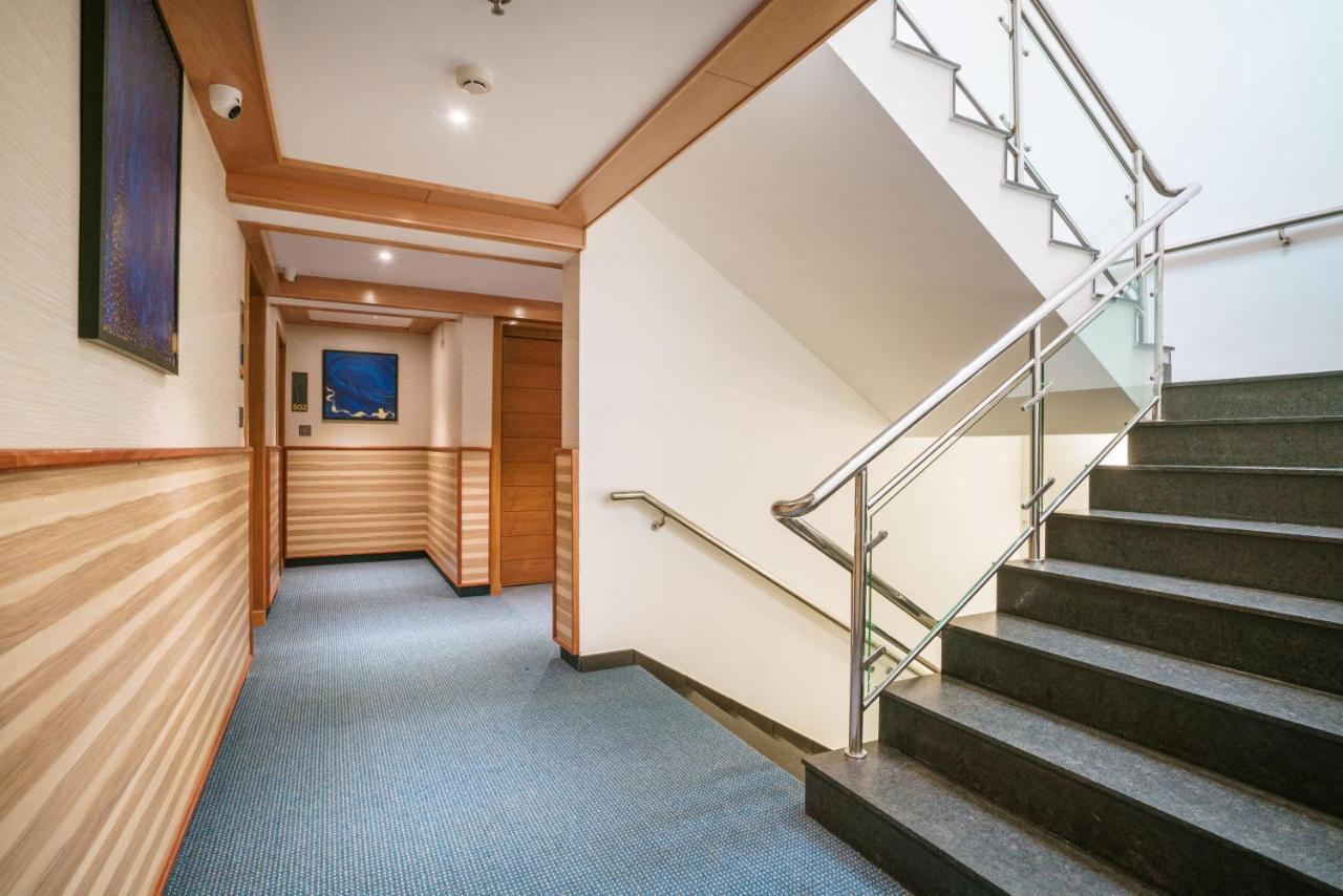 Townbridge Hotels & Suites Kochi Luaran gambar
