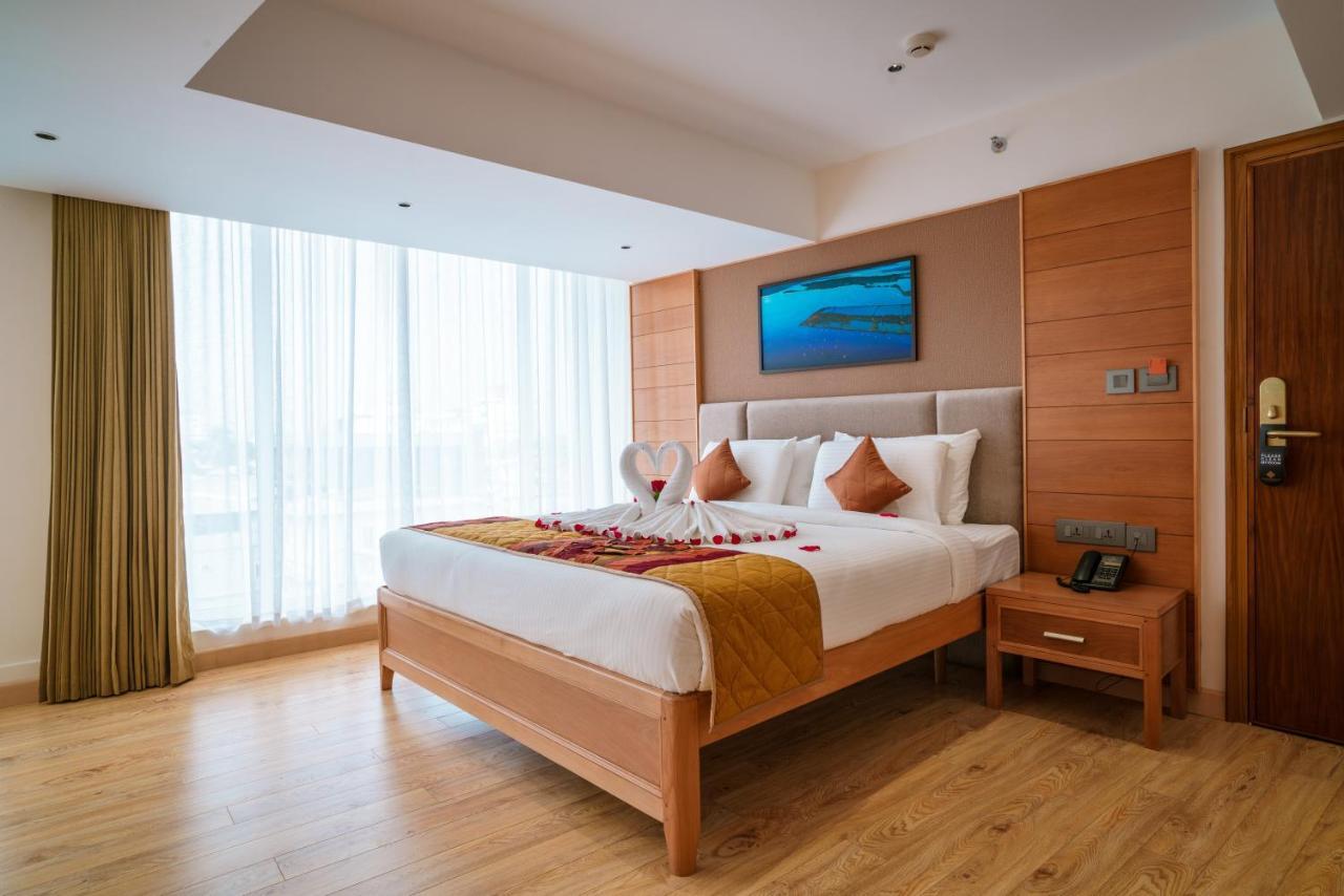Townbridge Hotels & Suites Kochi Luaran gambar