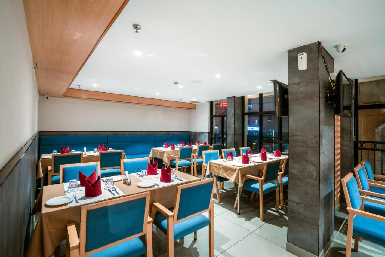 Townbridge Hotels & Suites Kochi Luaran gambar