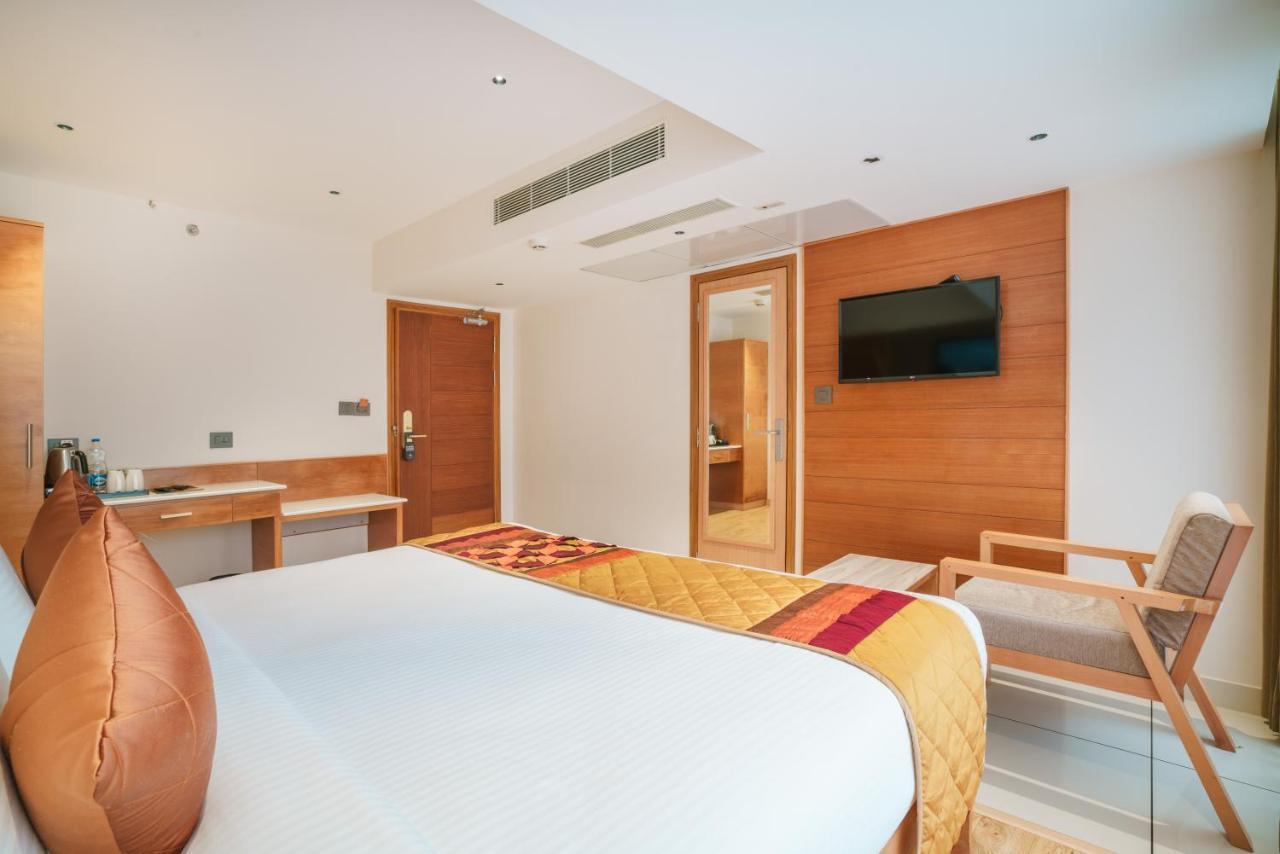 Townbridge Hotels & Suites Kochi Luaran gambar