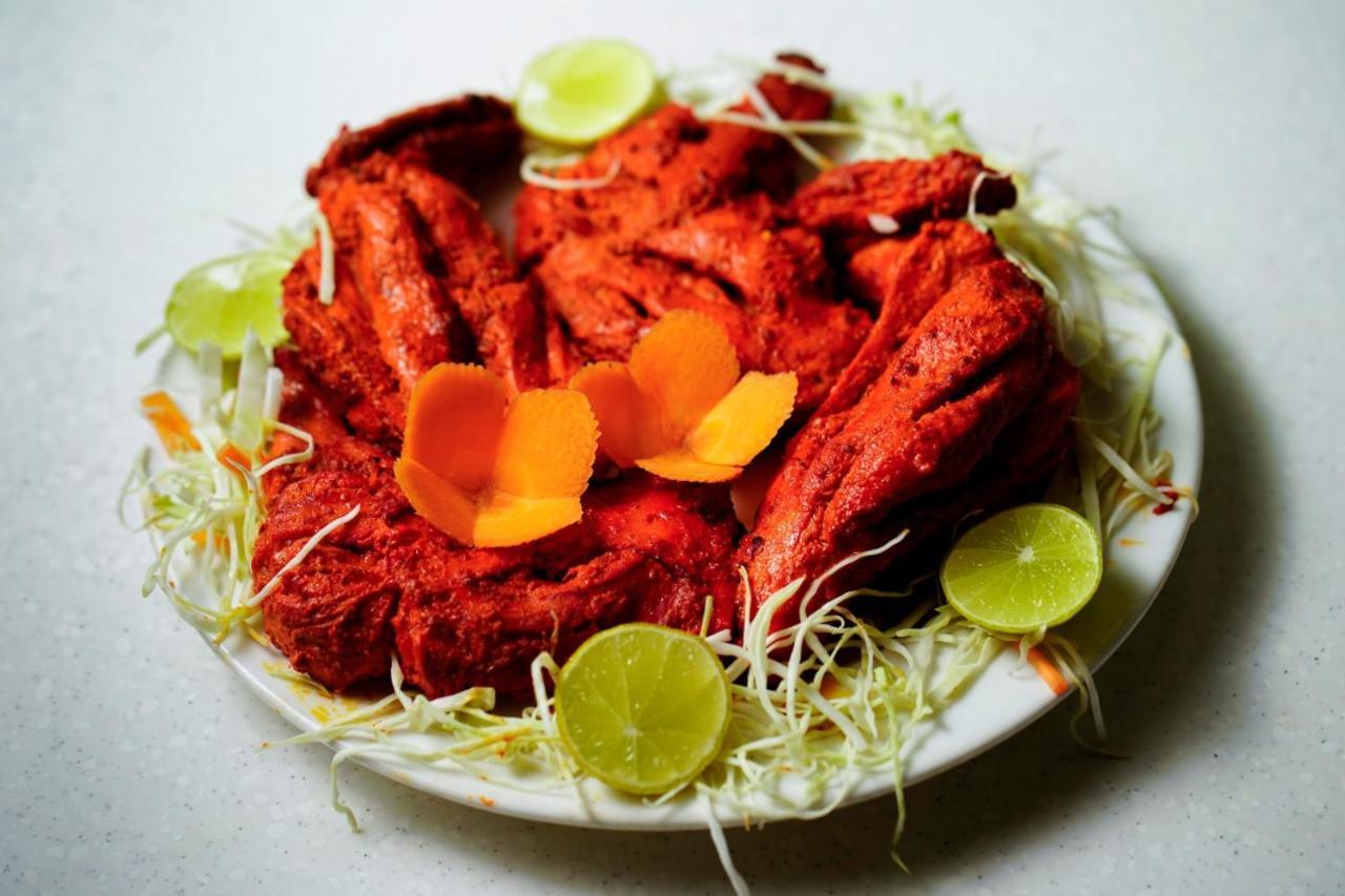 Townbridge Hotels & Suites Kochi Luaran gambar